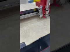 Einfachsteckende digitale CNC-Textilschneidemaschine mit kontinuierlichem Zuführungssystem